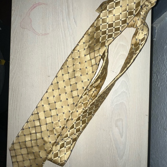 3 for $30 | Michael Kors Tie | NWT - Picture 3 of 9